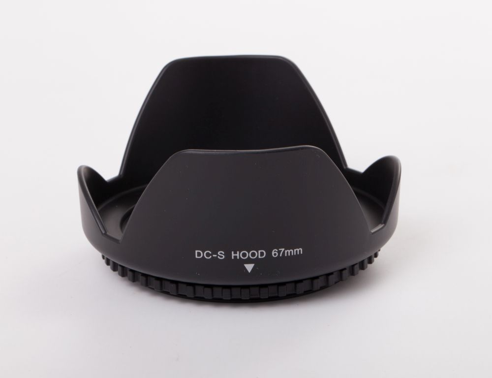 Lens Hood suitable for 67mm Lens - Lens Shade Black, tulip-shaped